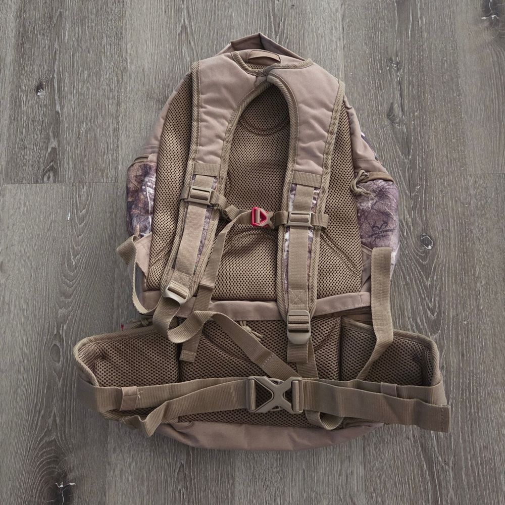 Fieldline Big Game Backpack - Picture 3 of 10